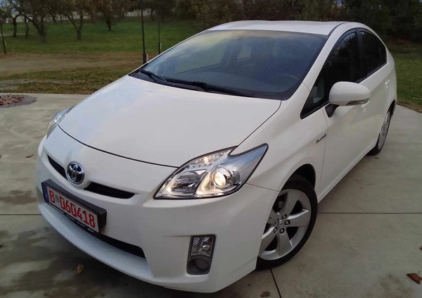 Toyota Prius cena 39900 przebieg: 177300, rok produkcji 2011 z Bielawa małe 211
